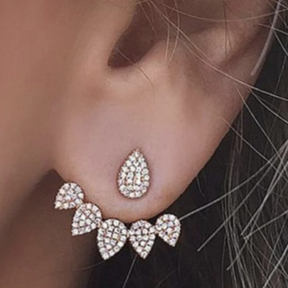 SOLD SOLD SOLD Vintage Gold Tone Rhinestone Hanger Earrings - Picture 2 of 11